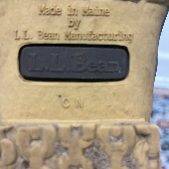 L.L. Bean Brown Duck Boots-women size 7 narrow - Picture 11 of 11
